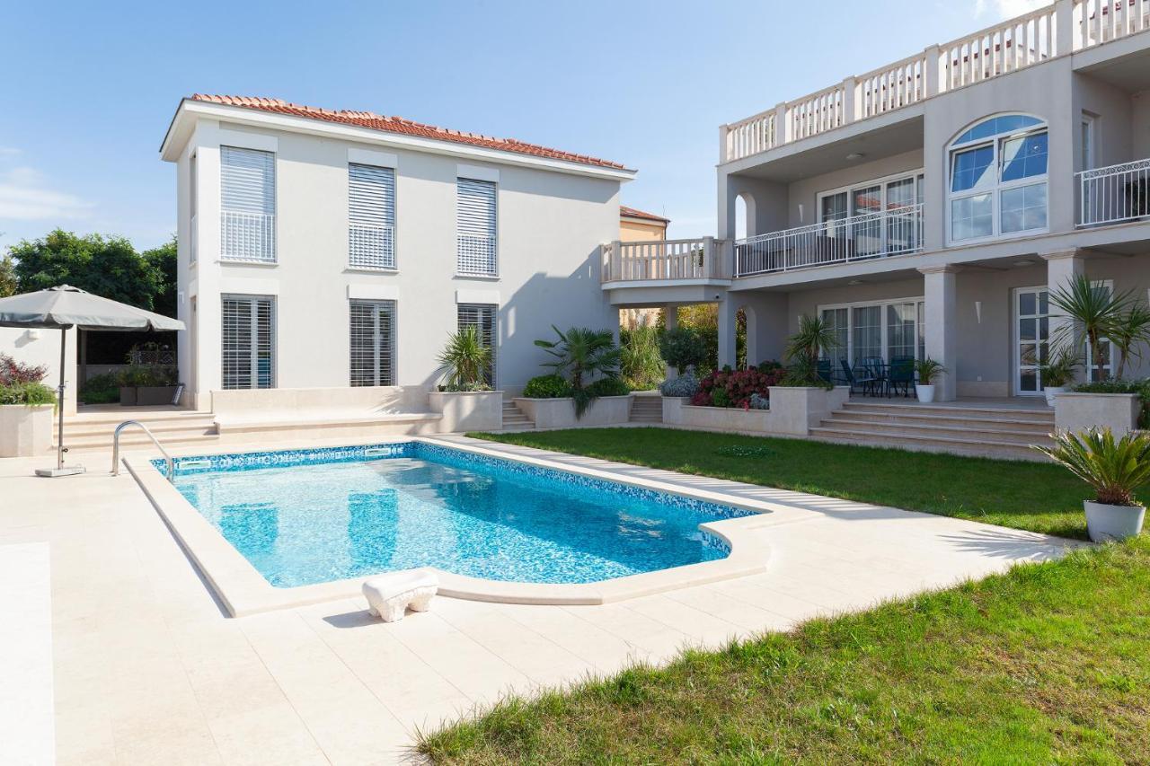 Deluxe Apartments Vila Carissa Malinska Luaran gambar