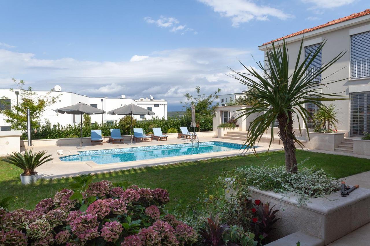 Deluxe Apartments Vila Carissa Malinska Luaran gambar